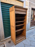 Armadio archivio da ufficio.